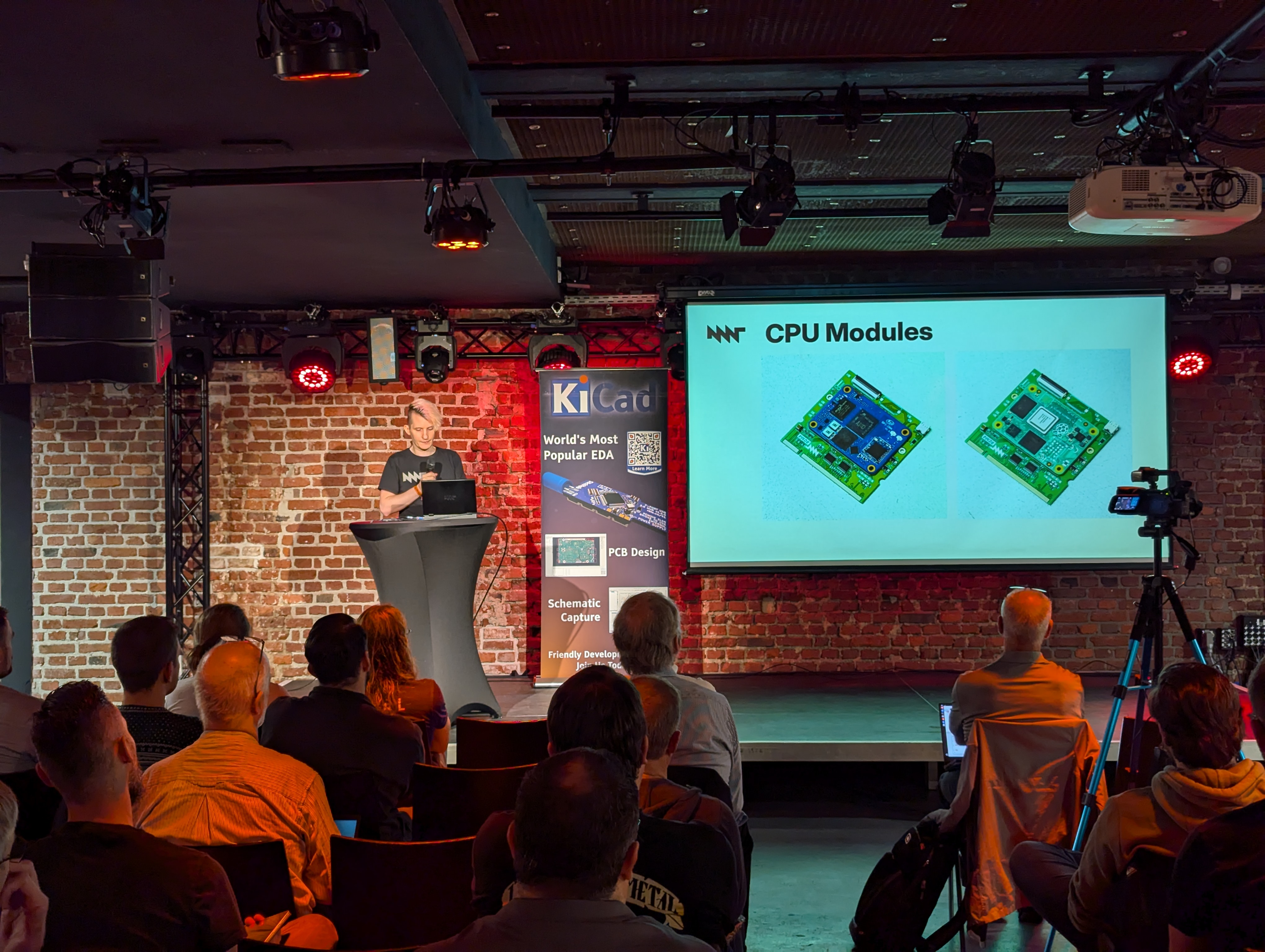 Lukas Hartmann presenting on open hardware CPU modules at KiCon Europe 2024